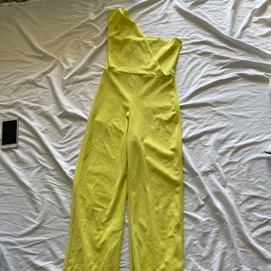 Pretty Little Thing Yellow Jumpsuit Size US 6